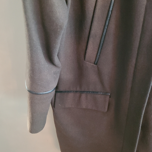 Soia & Kyo Wool boyfriend cut coat with Fox Fur trim - Picture 7 of 9